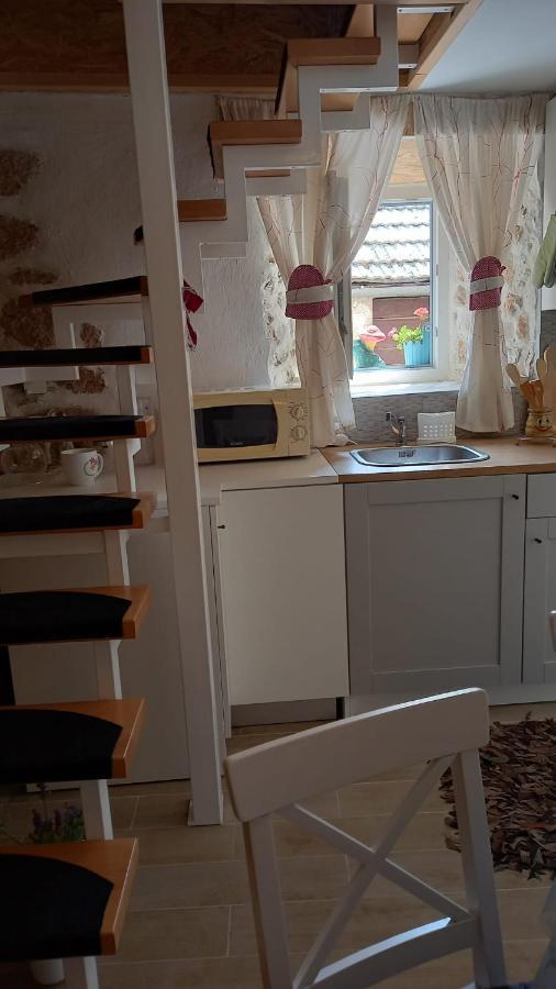 Apartman Niki, Medov Dolac - Lovrec 아파트 외부 사진